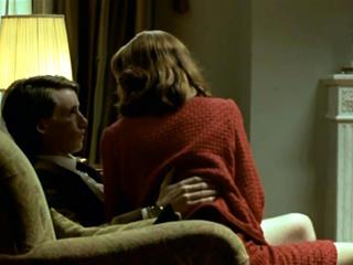 Чтобы сын не стал геем мать соблазняет его