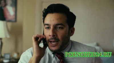 Дрочит мужу во время телефонного разговора