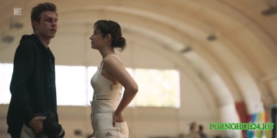 Секс подростков в школьной раздевалке