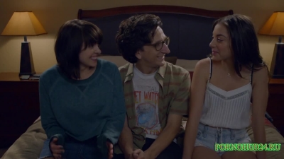 Две сестры решаются попробывать жмж