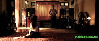 Мужчина занялся сексом со служанкой