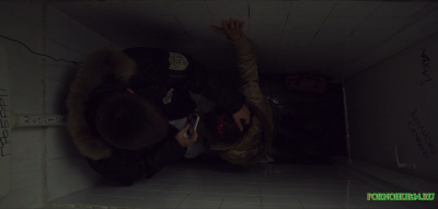 Девушка делает парню минет в туалете